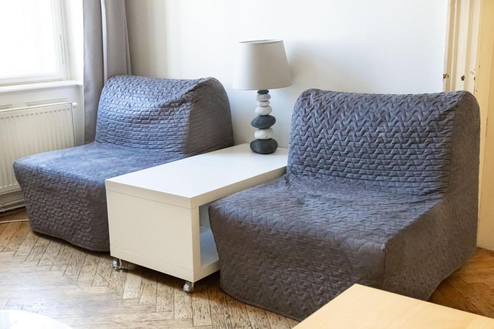 Apartments In Mala Strana - 10 Minutes From Charles Bridge Prague Exterior photo