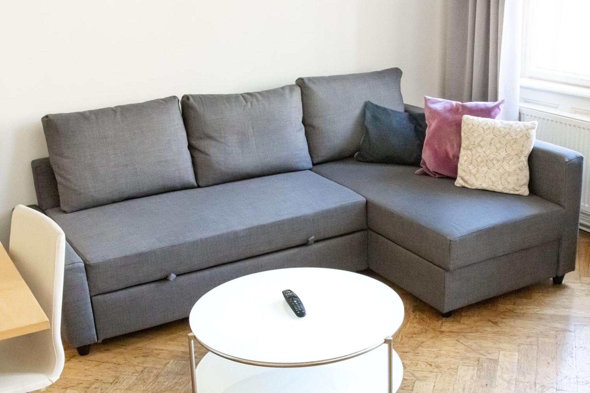 Apartments In Mala Strana - 10 Minutes From Charles Bridge Prague Exterior photo
