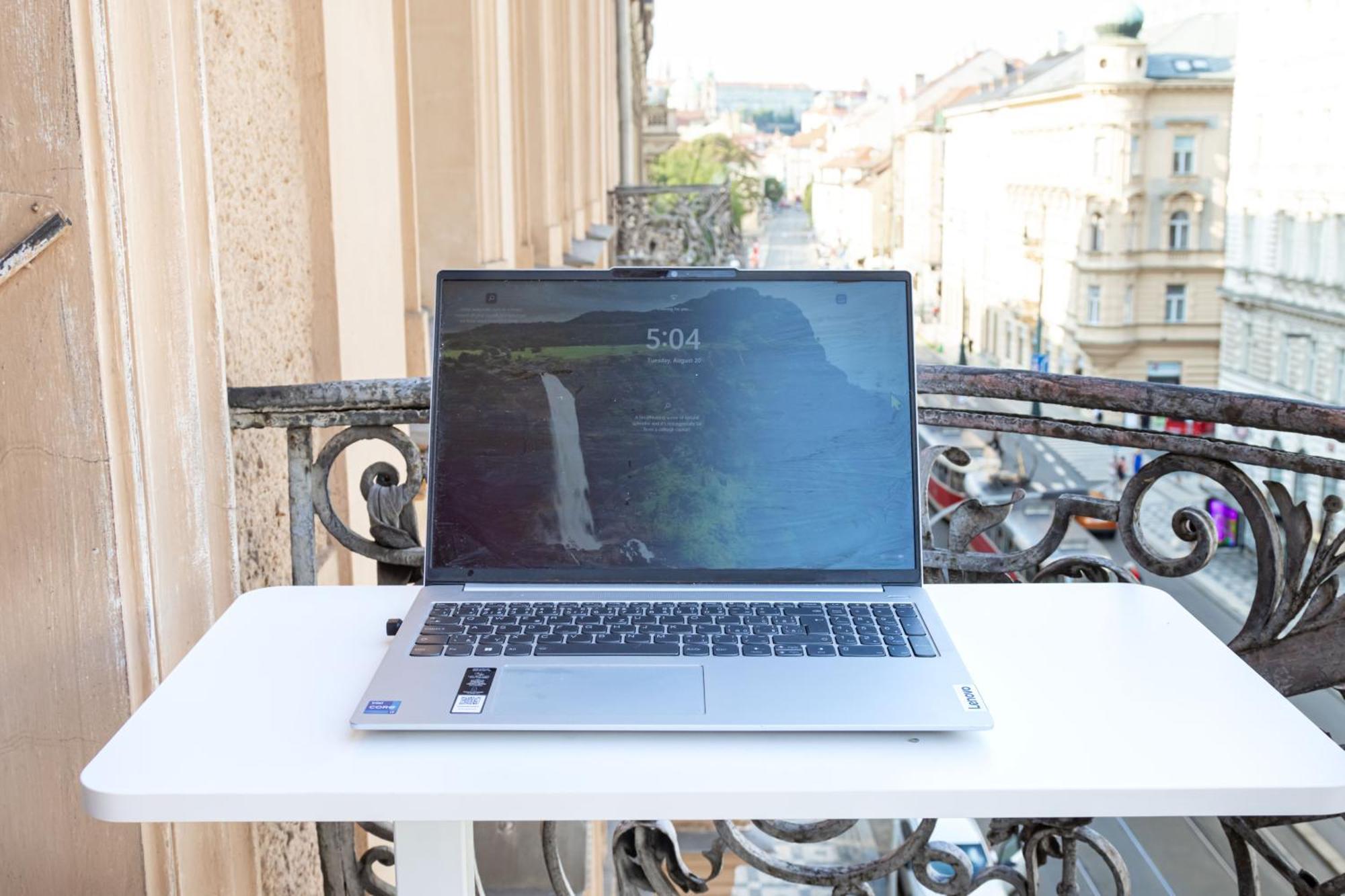 Apartments In Mala Strana - 10 Minutes From Charles Bridge Prague Exterior photo