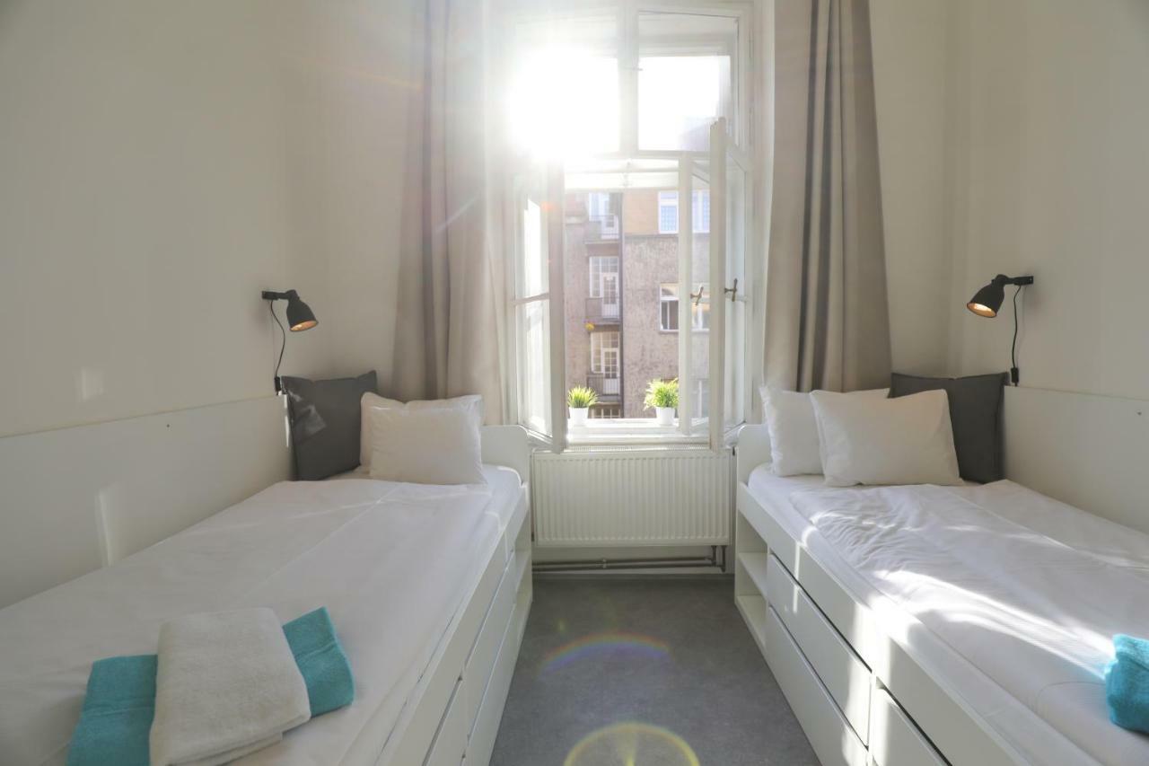 Apartments In Mala Strana - 10 Minutes From Charles Bridge Prague Exterior photo
